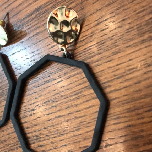 Dangle earrings black - Picture 2 of 3